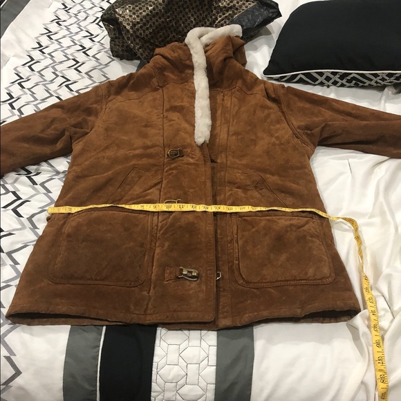 Coat - Picture 5 of 8